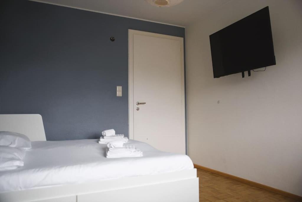 Cozy 3 Bedroom House With 11 Kw Electric Car Charger Hesperange Dış mekan fotoğraf