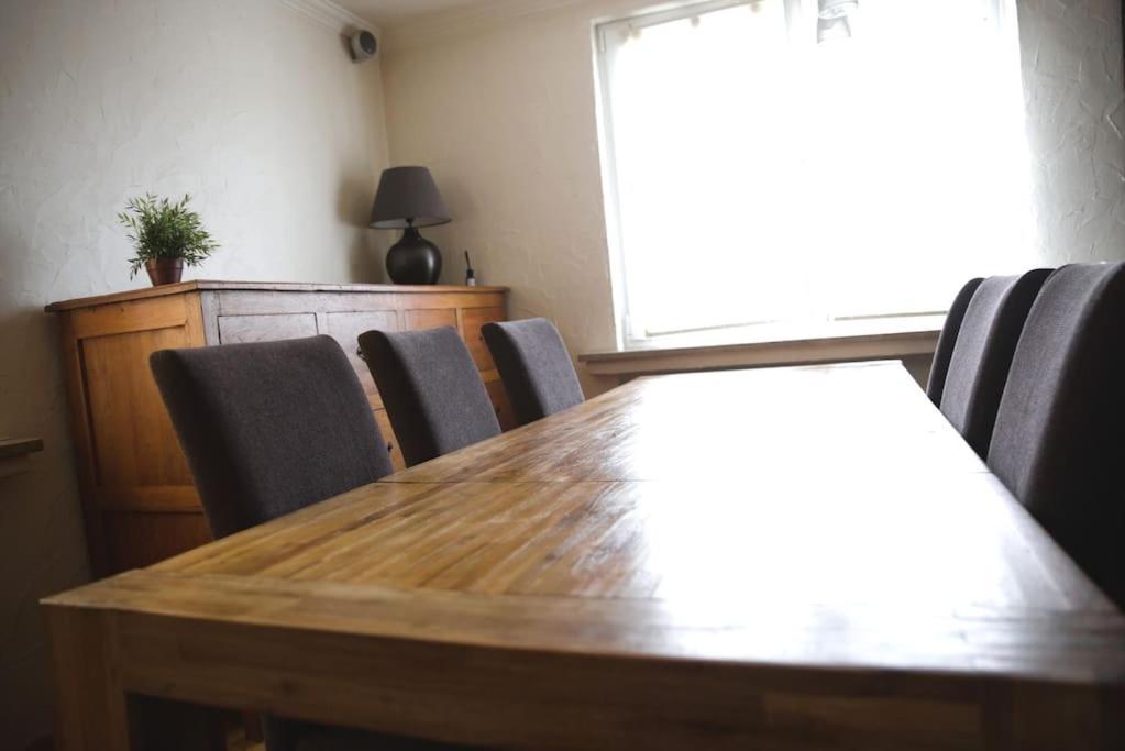 Cozy 3 Bedroom House With 11 Kw Electric Car Charger Hesperange Dış mekan fotoğraf