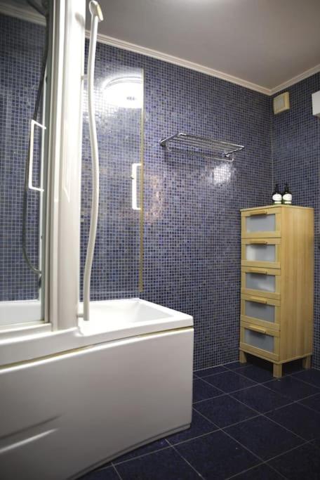 Cozy 3 Bedroom House With 11 Kw Electric Car Charger Hesperange Dış mekan fotoğraf